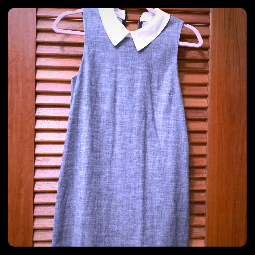 Preppy short sleeveless grey dress